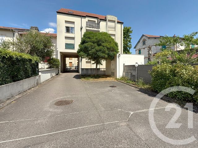 Afficher la photo en grand parking à vendre - 11.0 m2 - NANCY - 54 - LORRAINE - Century 21 Héritage