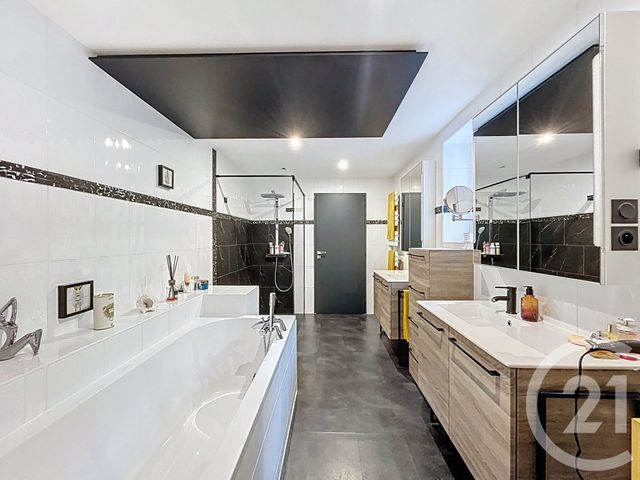 Appartement F8 à vendre - 8 pièces - 262.03 m2 - NANCY - 54 - LORRAINE - Century 21 Héritage